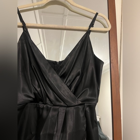 Worn once Lulus Party Mood Black Satin Pleated Romper - Picture 4 of 10